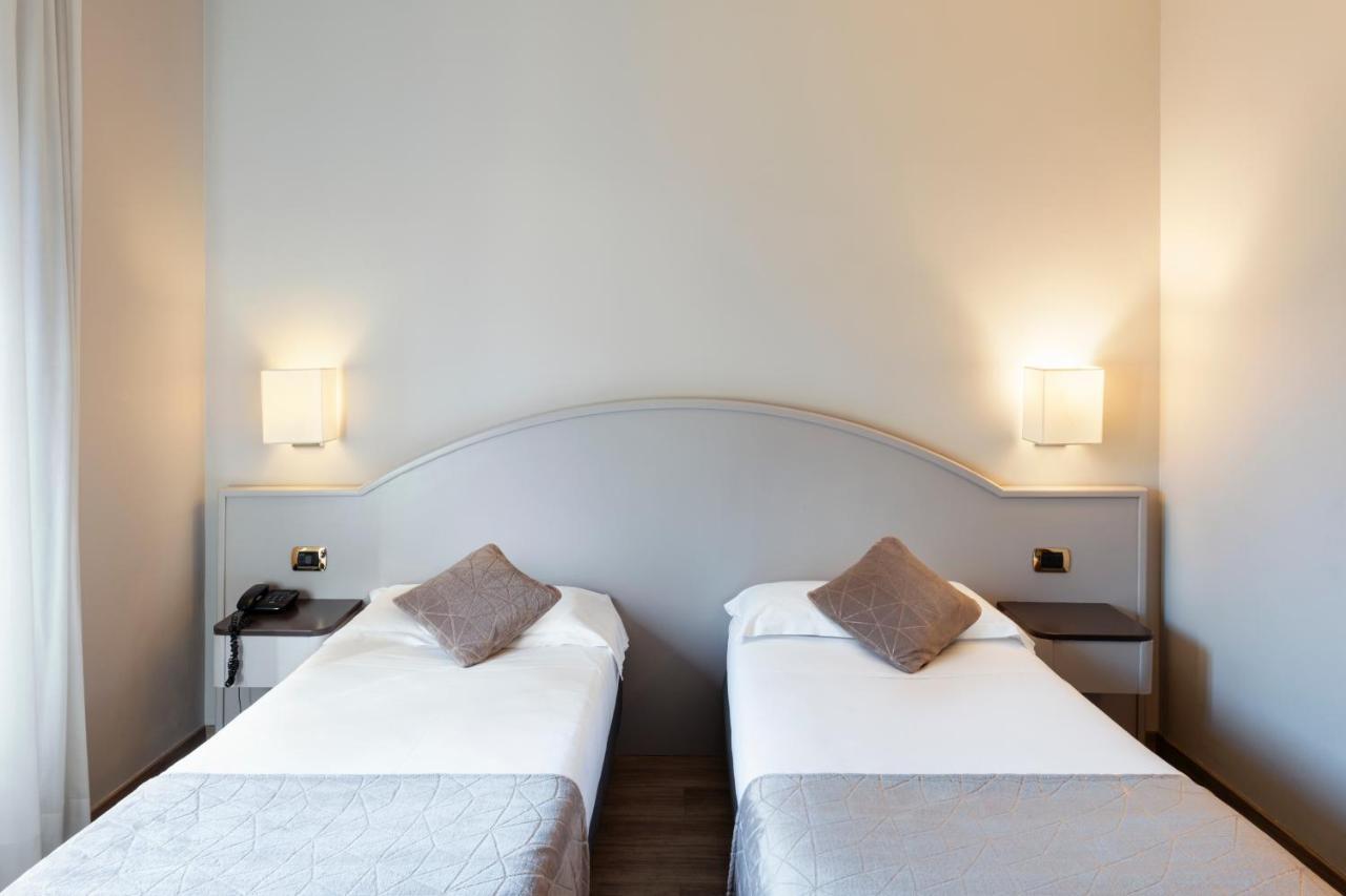 Mokinba Hotels Baviera Milan Luaran gambar