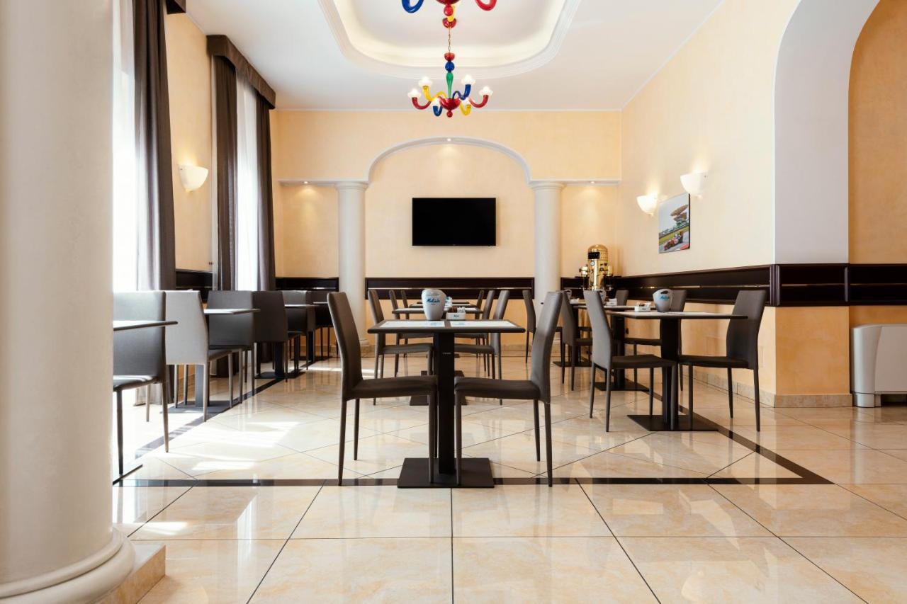 Mokinba Hotels Baviera Milan Luaran gambar