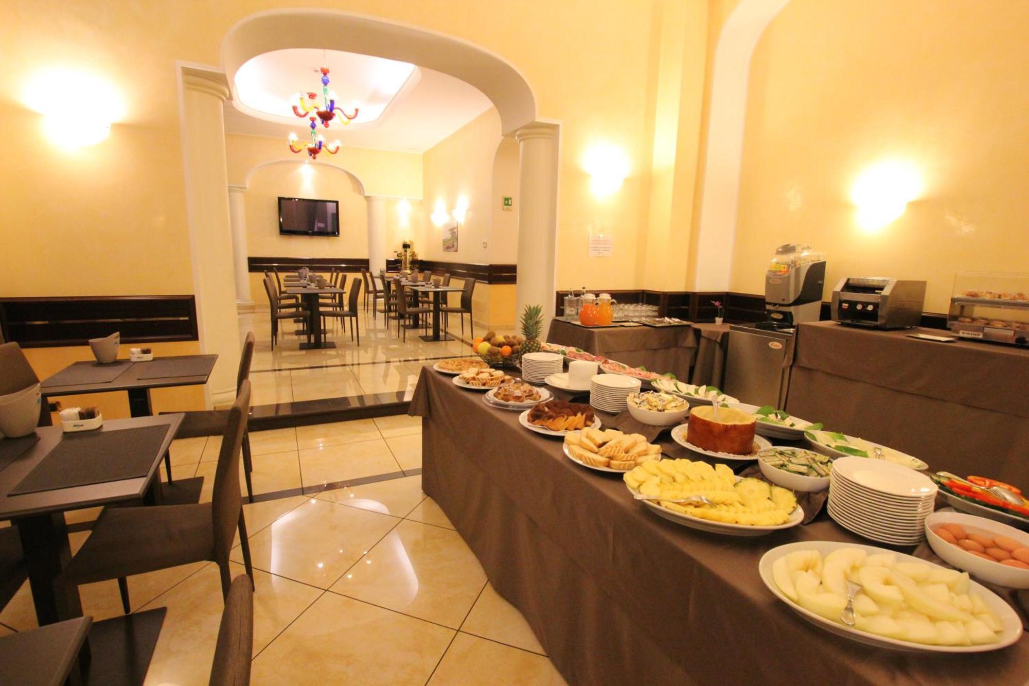 Mokinba Hotels Baviera Milan Luaran gambar