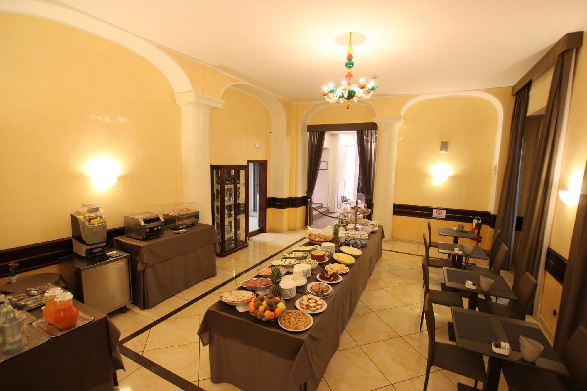 Mokinba Hotels Baviera Milan Luaran gambar