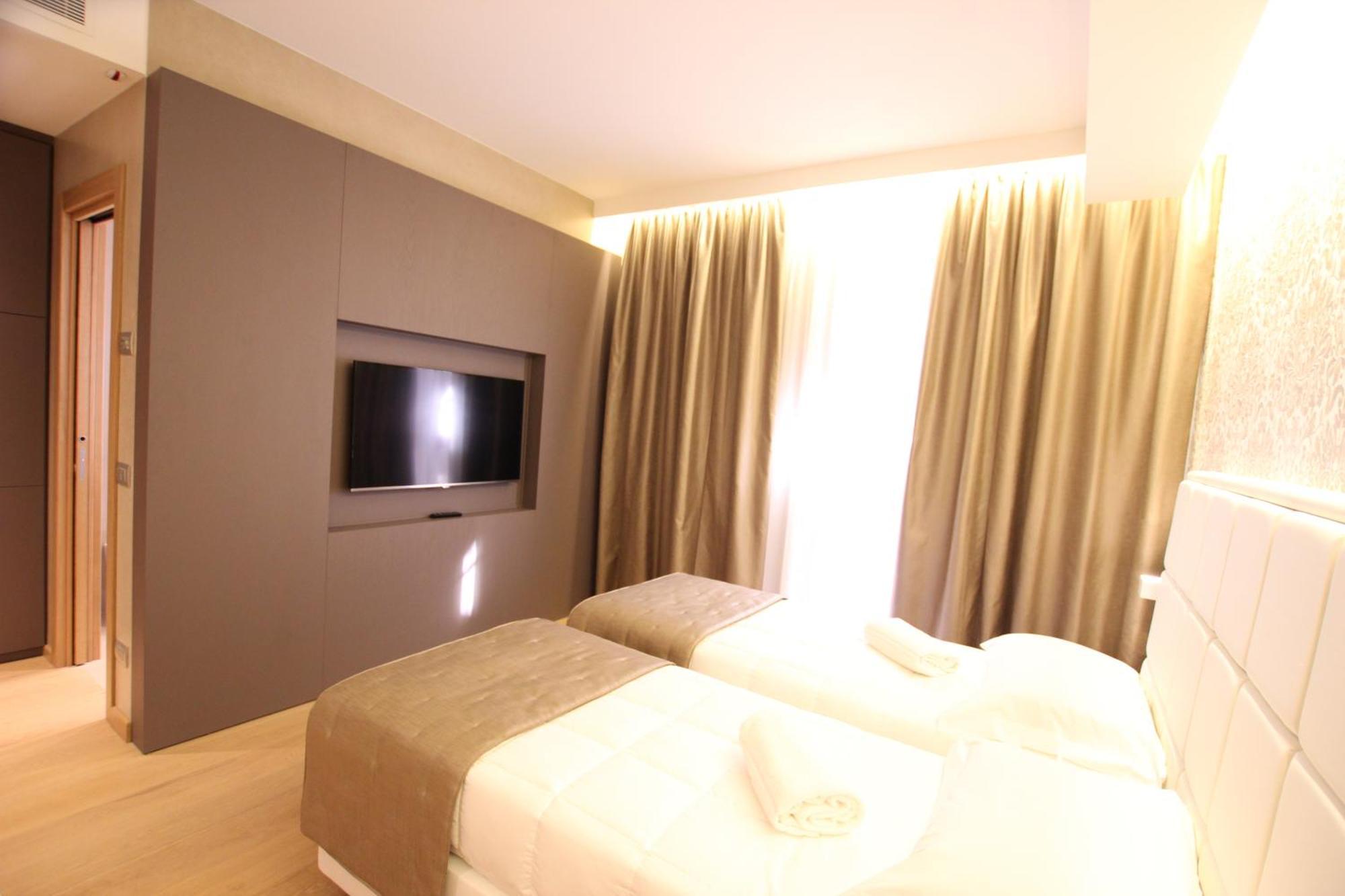 Mokinba Hotels Baviera Milan Bilik gambar