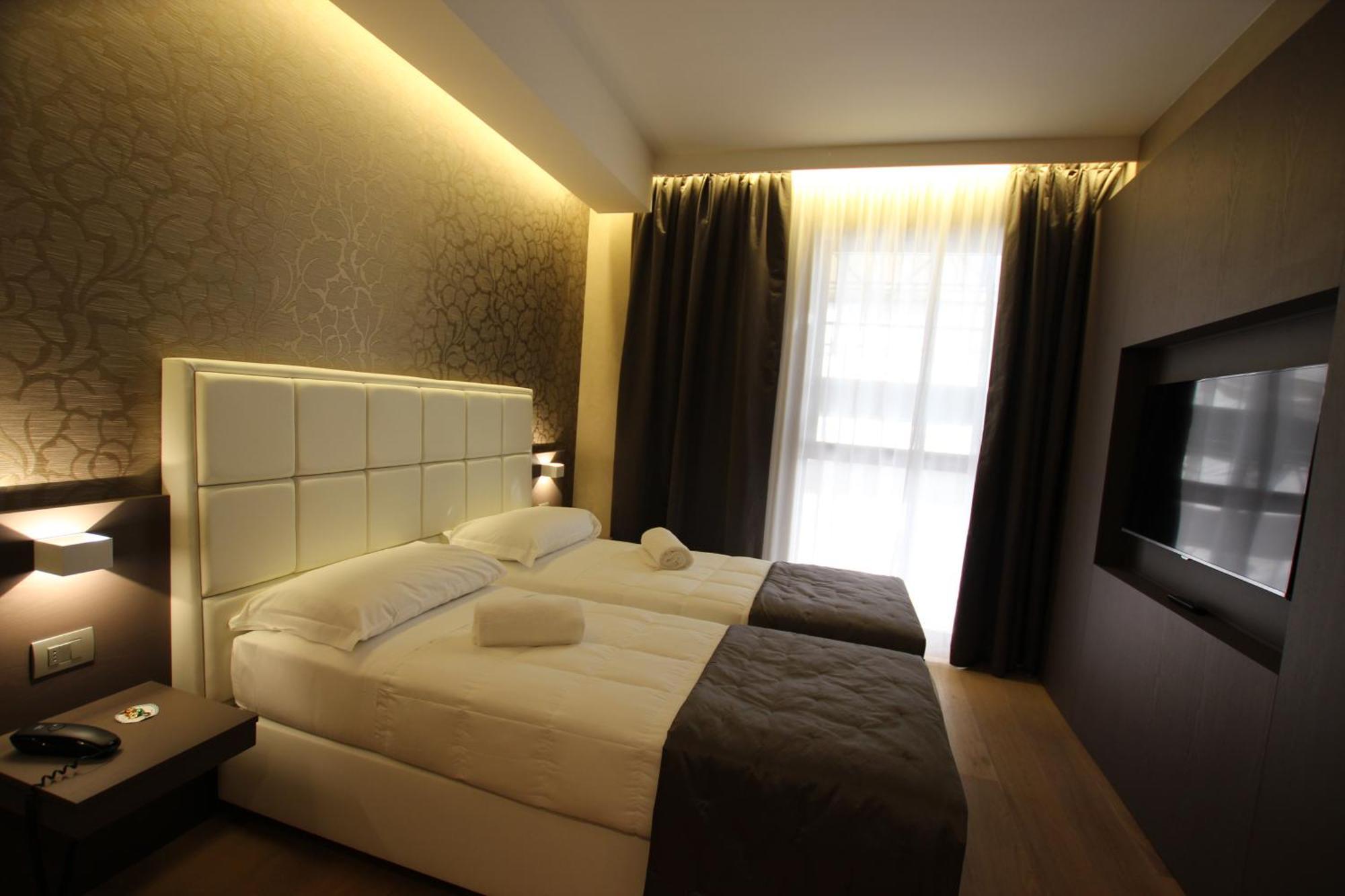 Mokinba Hotels Baviera Milan Bilik gambar
