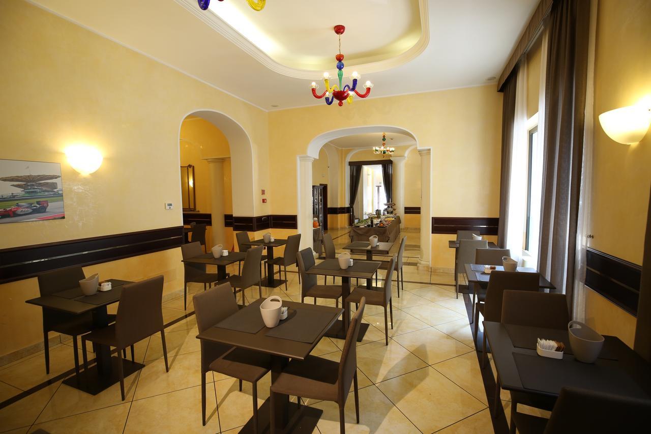 Mokinba Hotels Baviera Milan Luaran gambar