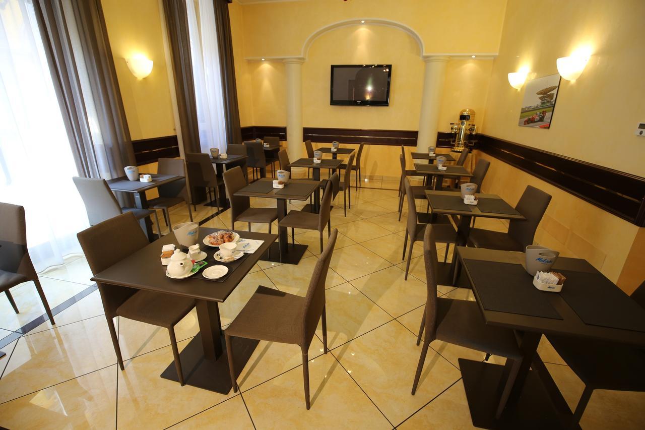 Mokinba Hotels Baviera Milan Luaran gambar